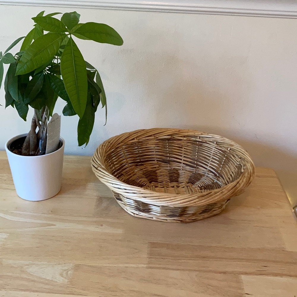 Wicker basket